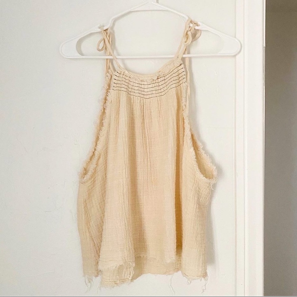 Gauze crinkle flowy cream tank, small